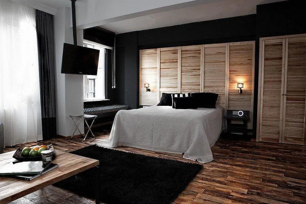 212 Istanbul Suites